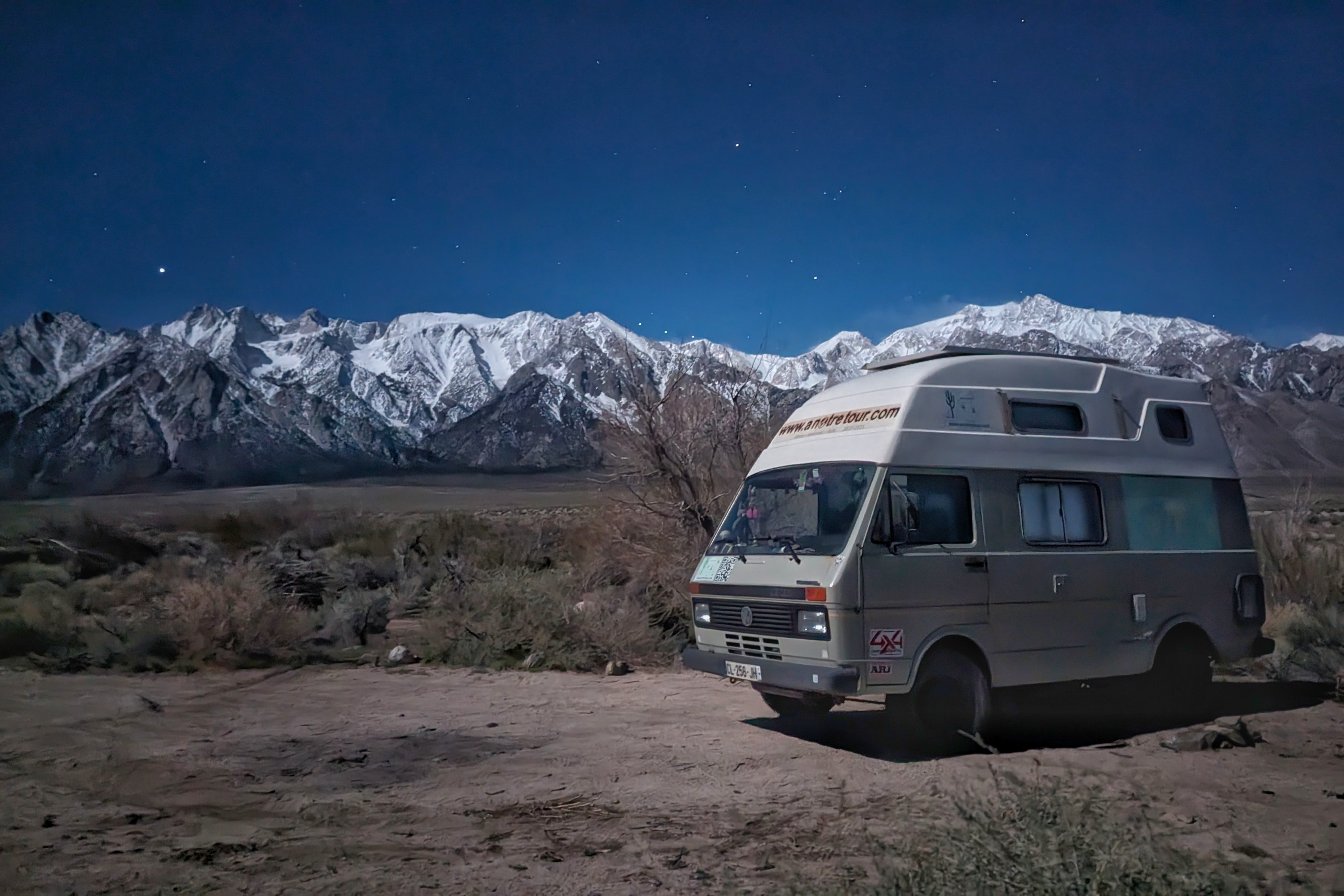Oscar dans les Alabama Hills